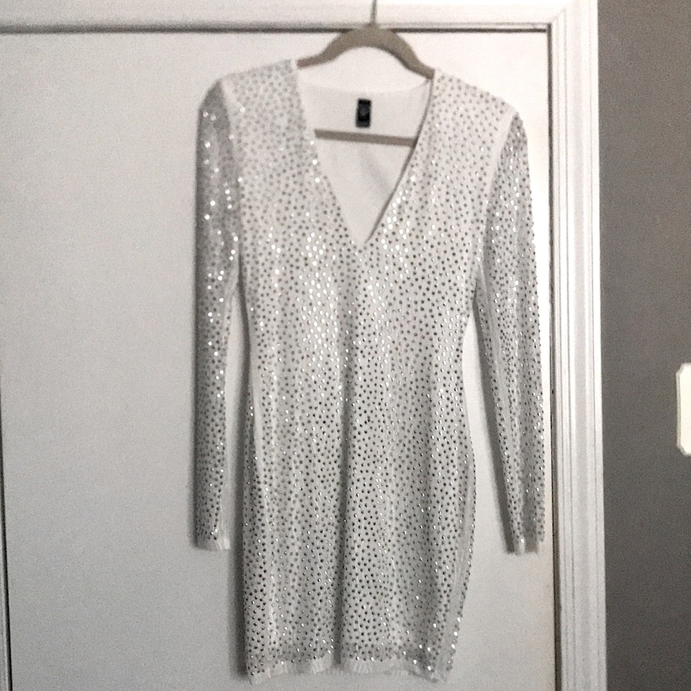Sexy Tight White Sparkle Dress 😍 (small)